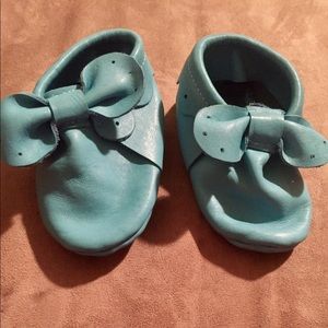 GUC Sz 7 / 8 Turquoise Leather Boutique Moccasins